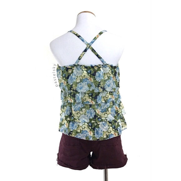 ABERCROMBIE & FITCH floral layered top - Picture 3 of 7